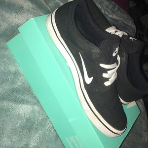 Black Nike SB Portmore Canvas Skate Shoe